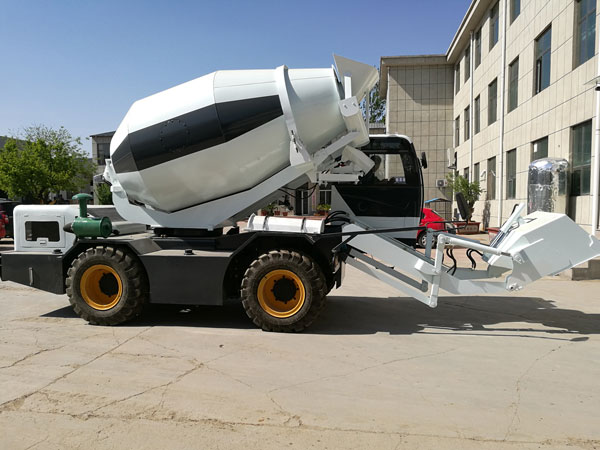 self loading concrete mixer truck for sale