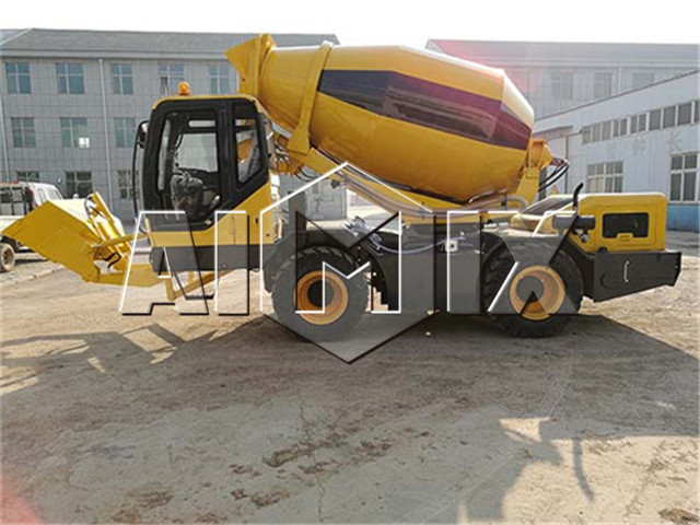 Self loading concrete mixer for sale