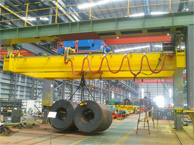 The quality of bridge cranes is 30 tons high