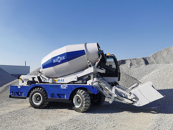 Advantages Of Buying A Self Loading Concrete Mixer