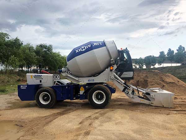 self loading mixer transit concrete